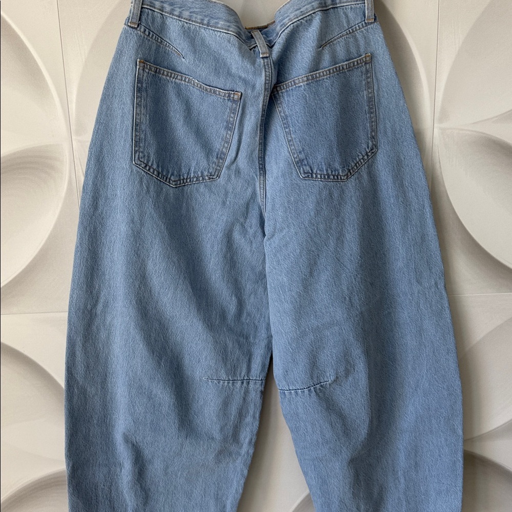 Universal Thread High Rise Curved Leg Jean NWT - Picture 7 of 9